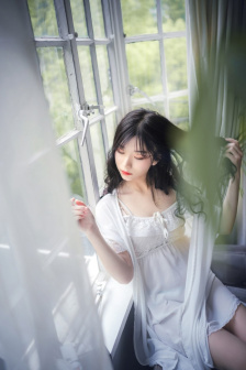 拍摄指南纸飞机制造机
